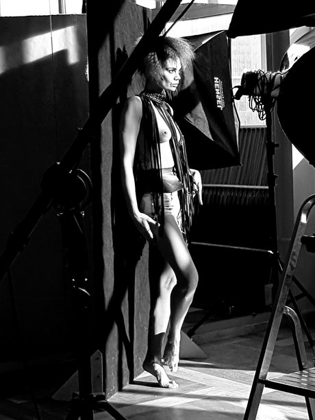 Ksenia Koks  エロティックモデル 写真