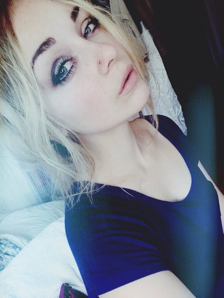 Elyse Summer セックスモデル 画像