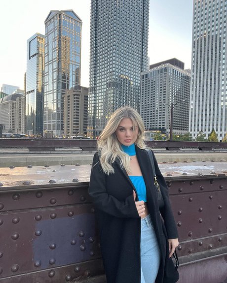 Sterling Claire Bennett かわいいスター 画像