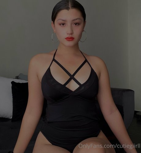 Mariana Castro 美しいスター 画像