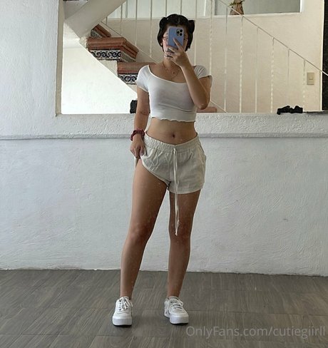Mariana Castro セックスモデル 写真