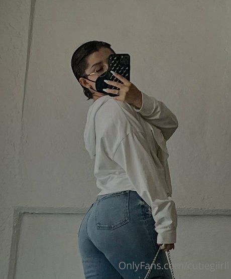 Mariana Castro xxx女優 写真
