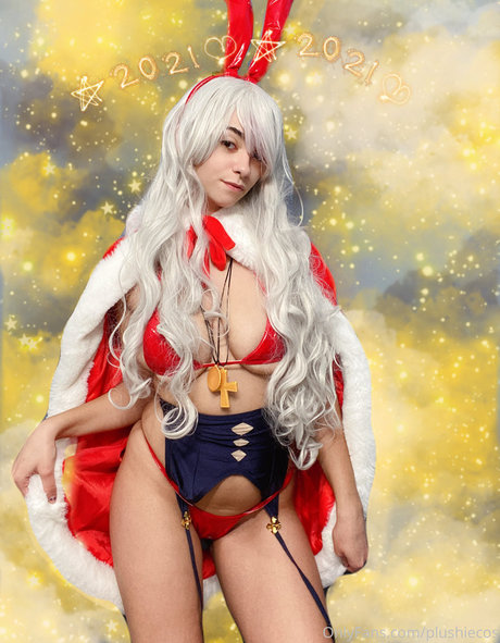 Plushiecos 美しいポルノスター 写真