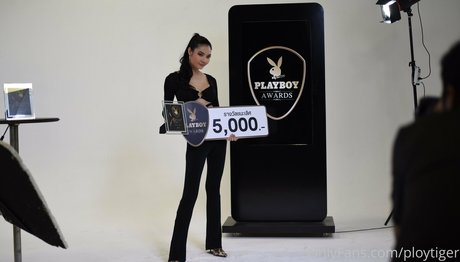 小さいチンポのシーメールOnlyFans ホットセックス 写真