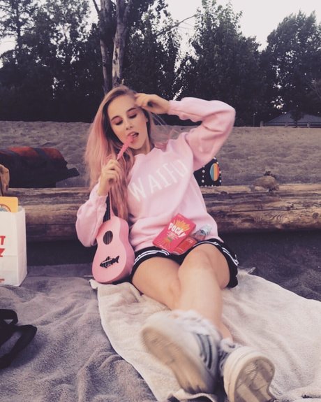 Bella Tha Killa トップモデル 写真