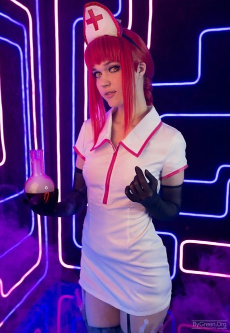 Ariadna Lobe ホットなスター 画像