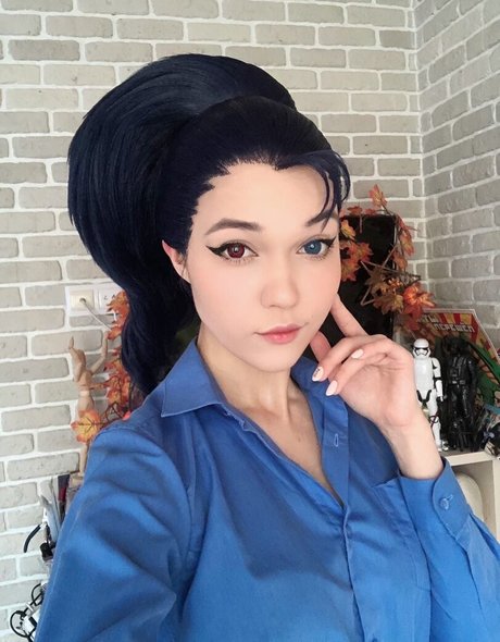 Ariadna Lobe 完璧なモデル 画像