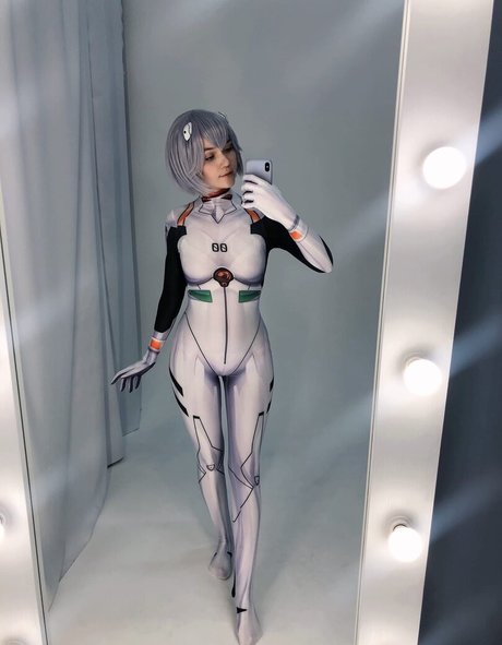 Ariadna Lobe ヌードスター ギャラリー