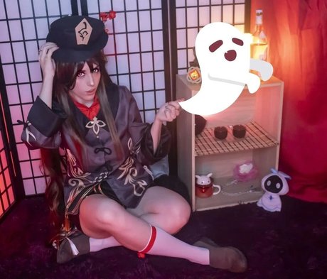 Lauramunay ヌードモデル 画像