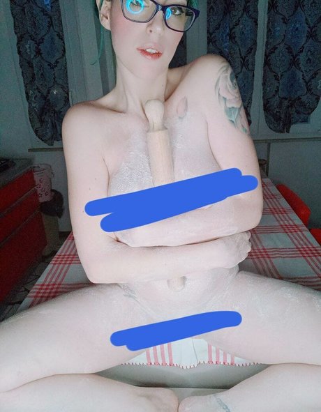 ぽっちゃりおっぱいオンリーファンズ アートxxx 画像