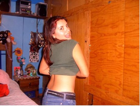 Tania Ivette ホットなモデル 写真