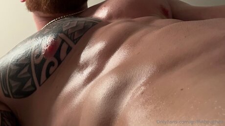 Bigdaddygrif ホットモデル 写真