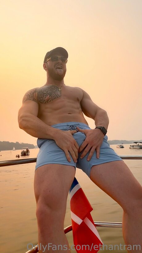 Bigdaddygrif 無料スター 写真