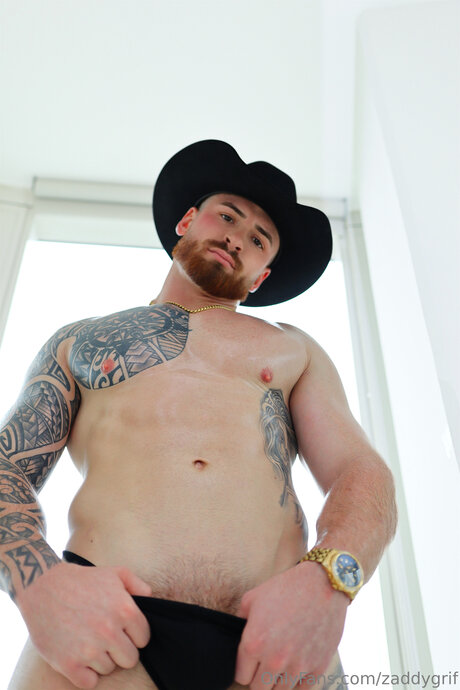 Bigdaddygrif ホットなモデル 画像