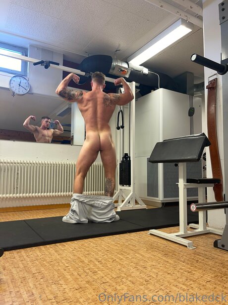 Blakedck エロティックなスター 写真
