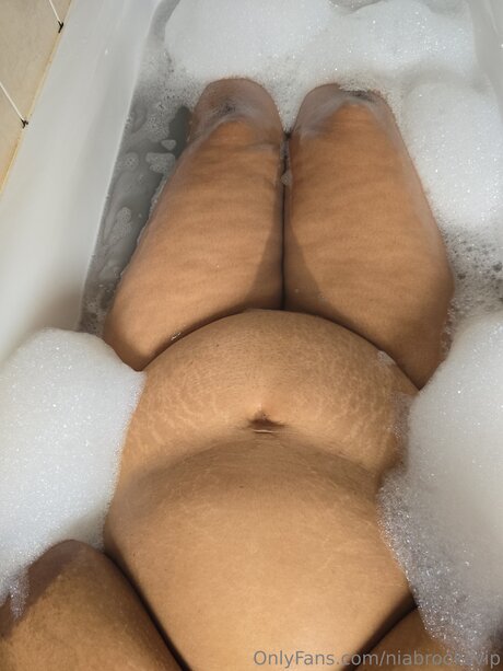 Niabrooksvip ポルノスター ホット 写真