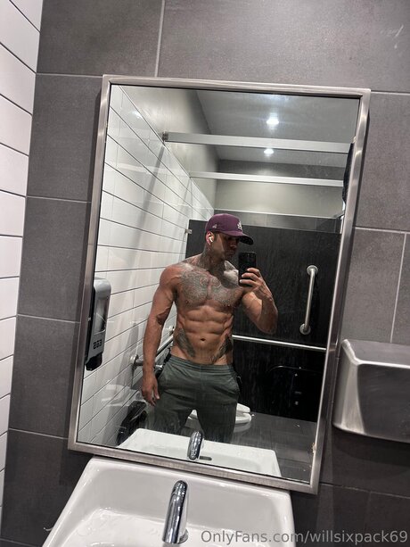 Willsixpack69 ポルノモデル ギャラリー