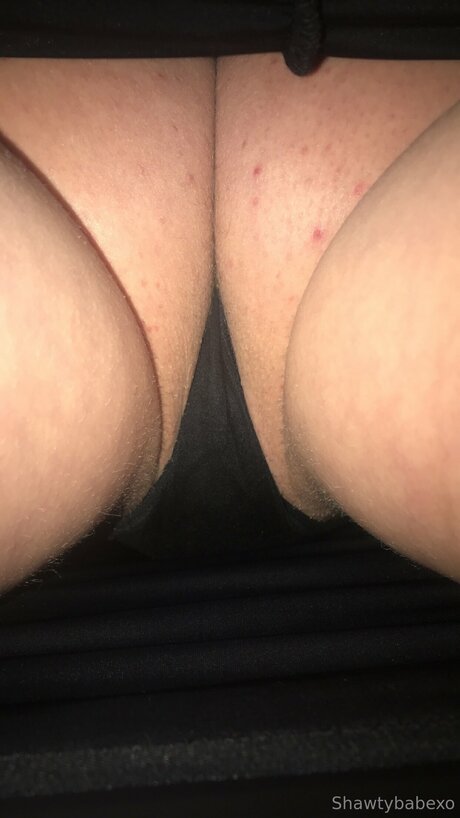 Shawtybabexo ヌードモデル 画像