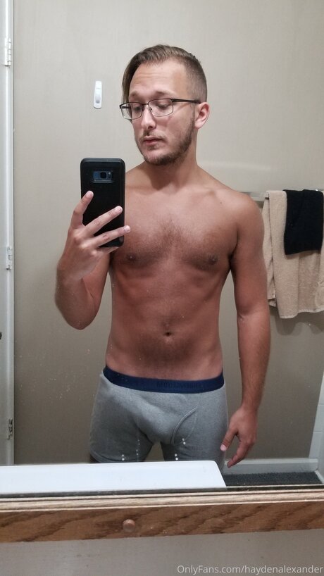 Haydenalexander 独占スター 写真