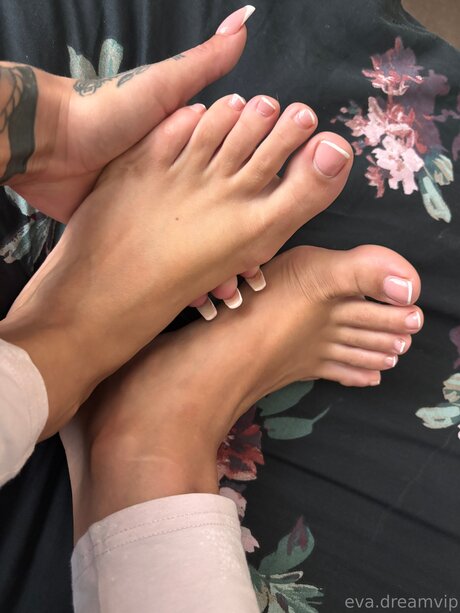 Eva Dreamvip かわいいモデル 写真