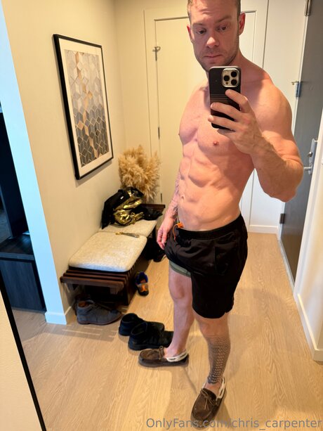 Chris Carpenter 裸モデル 画像