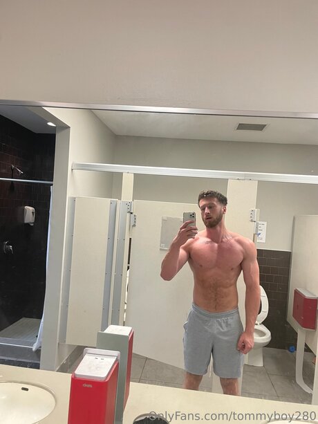 Tommyboy280 エロティックなスター 写真