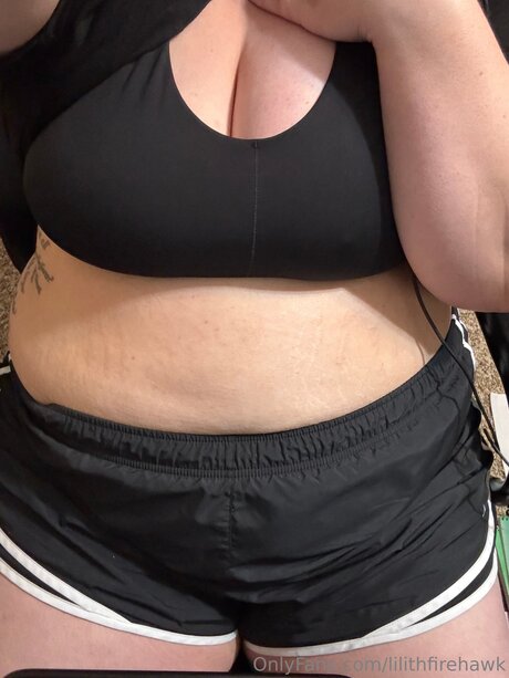 ぽっちゃりお尻オンリーファンズ 美しい裸 写真