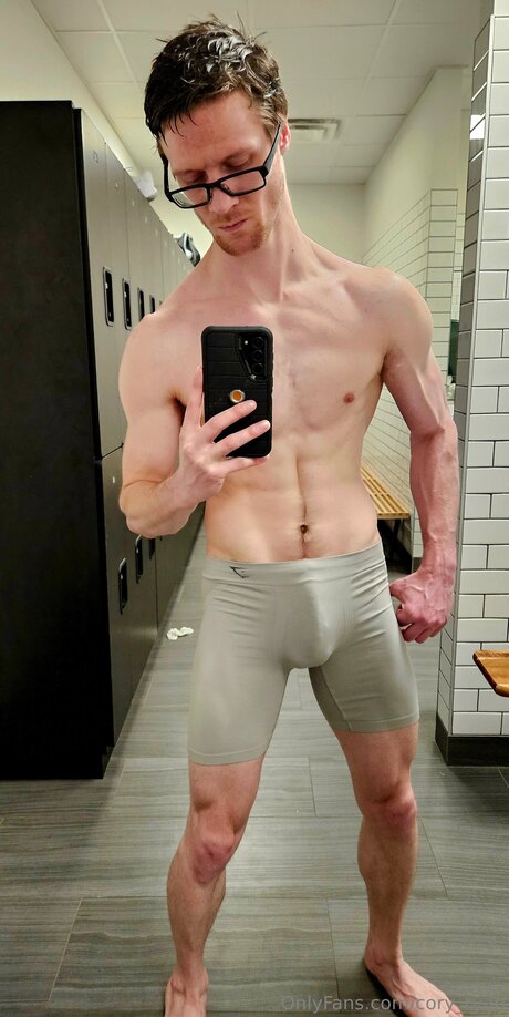 Cory Ryan HDモデル 写真