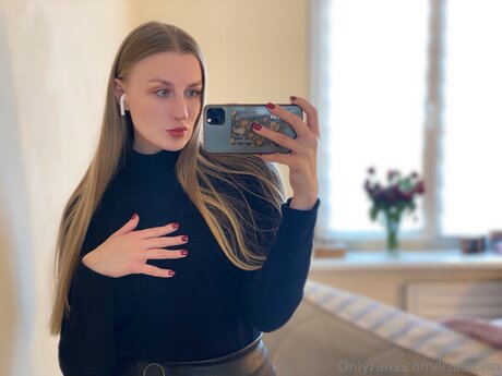 Lisastorm ポルノスター エロティック 画像