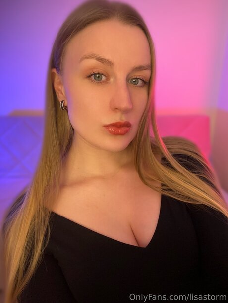 Lisastorm ヌードモデル 写真