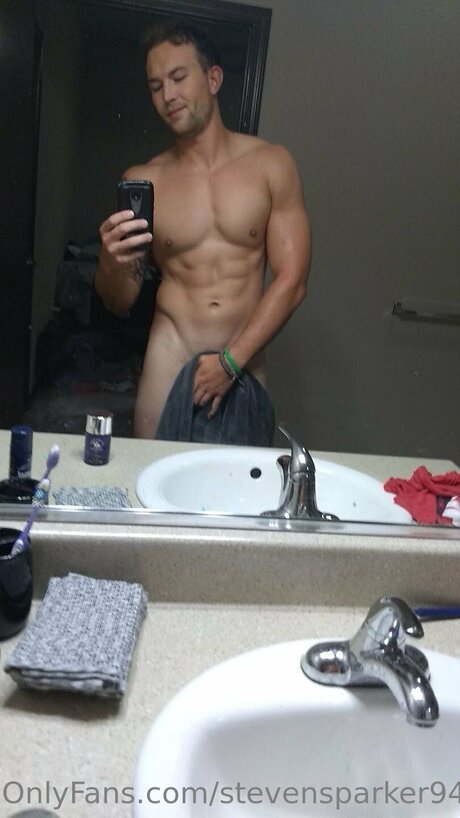 Parkerstevens23 ホットスター 写真