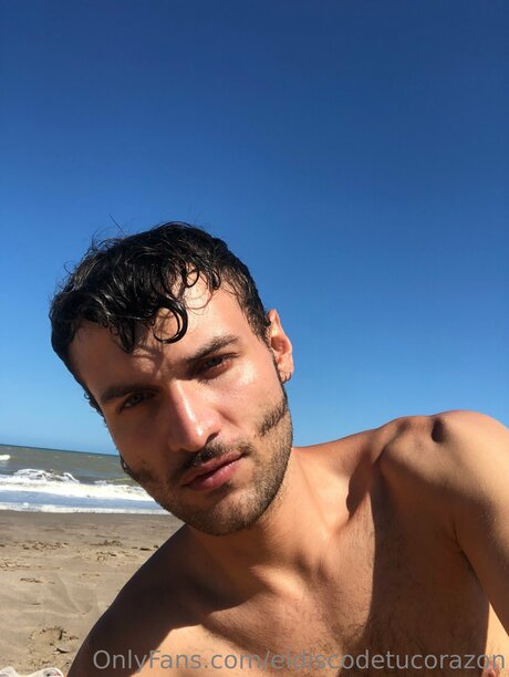 Eldiscodetucorazon セックスモデル 写真