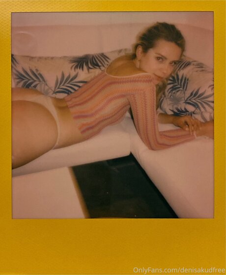 Deniseriversx エロティックなスター 写真