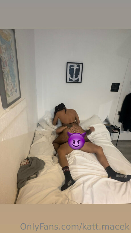 Kattmacek セックスモデル 画像