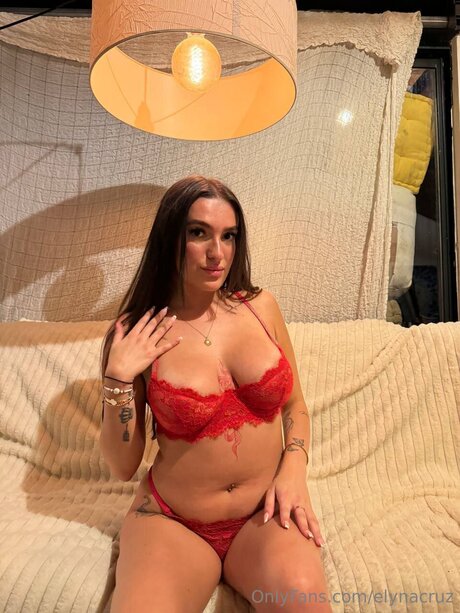 ニューハーフ乱交OnlyFans パーフェクト 写真
