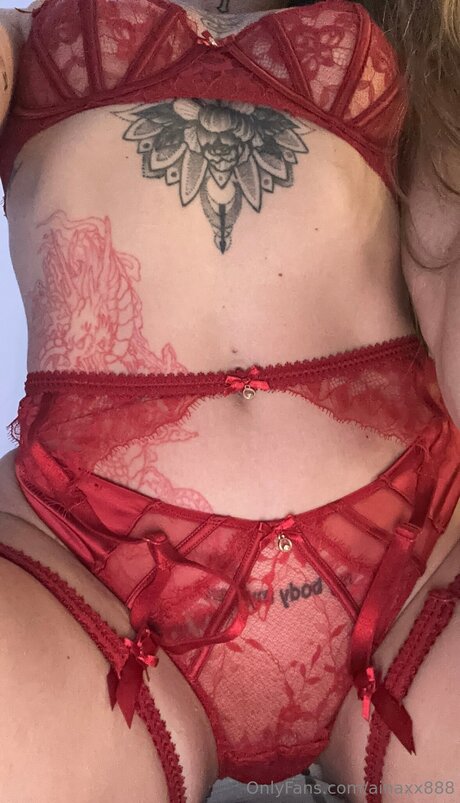 トリミングされたOnlyFans 美しい 写真