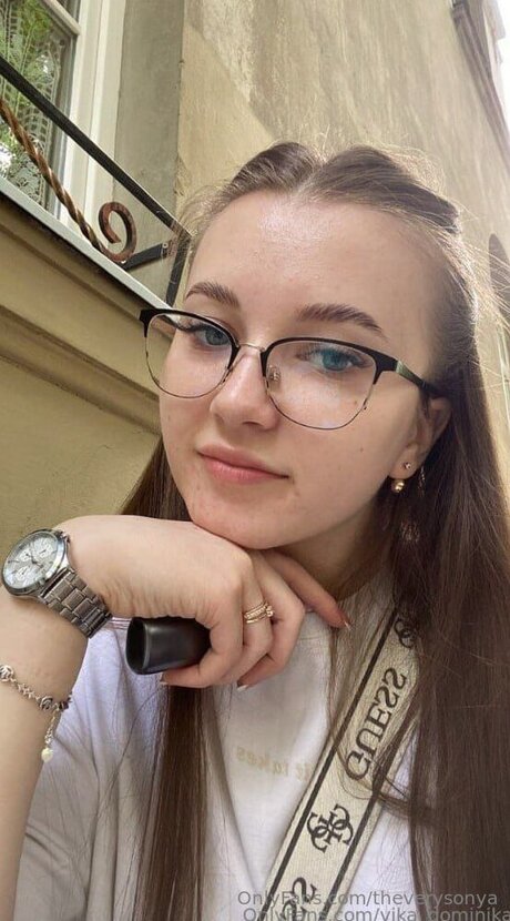 Theverysonya profile image