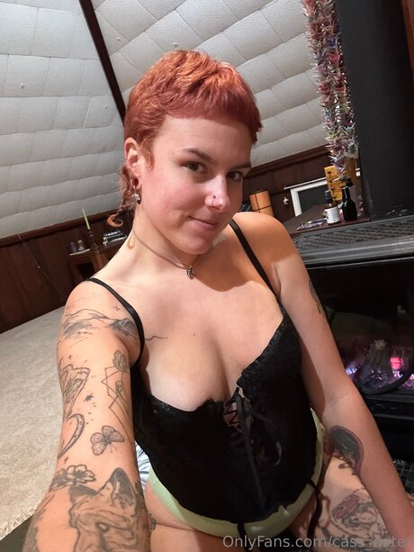 アジアンシスターOnlyFans ホットヌード ギャラリー