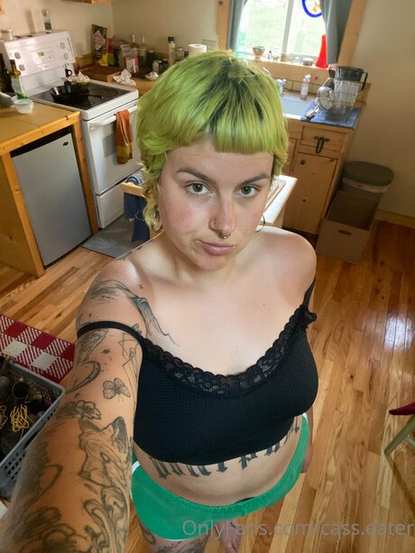 Cass Eater トップモデル 写真