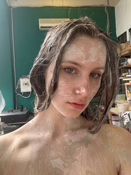 Inlikoris セックス女優 画像