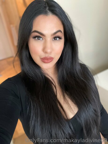 Makayladivine69 ポルノ女優 画像