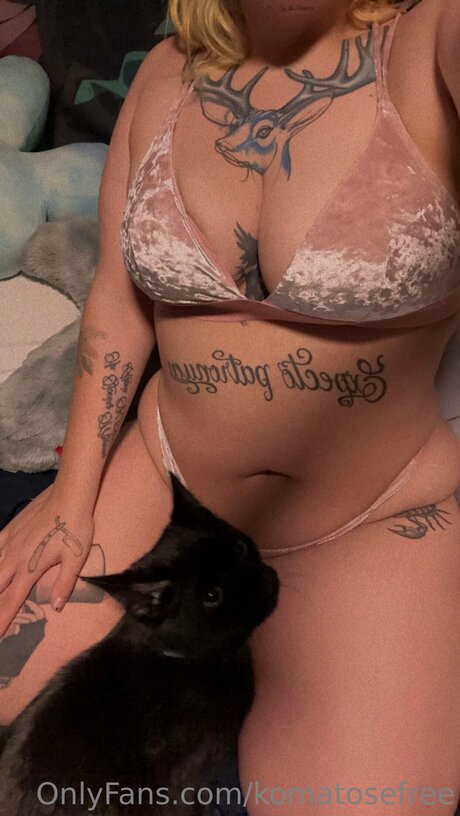 Lydiainthebones ポルノスター セクシー 画像