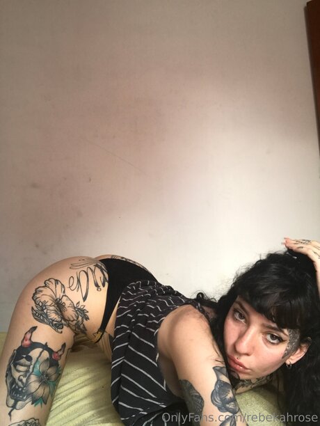 Rebekahrose アート女優 写真