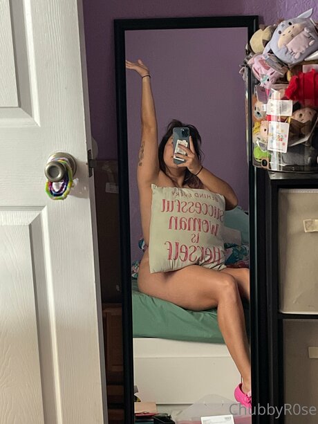 Chubbbyrose ポルノスター ホット 写真