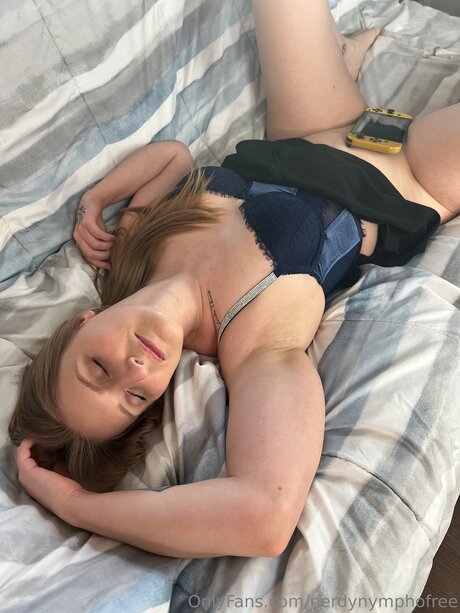 Nerdynymphofree 完璧なスター 写真