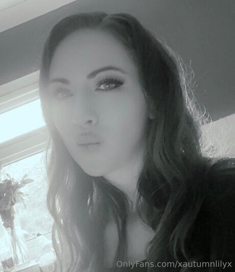 Xautumnlilyx ヌード女優 写真