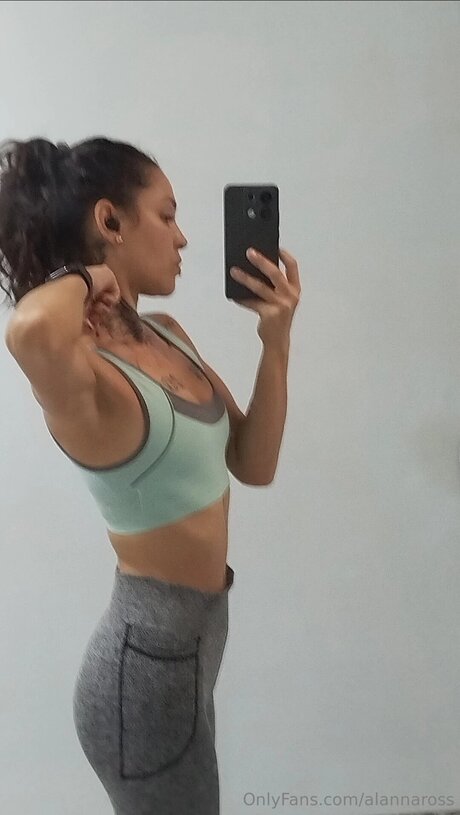 Alannaross 美しい女優 写真