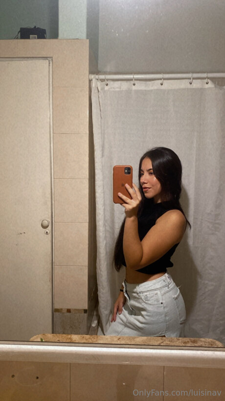 Luisinav トップモデル 写真