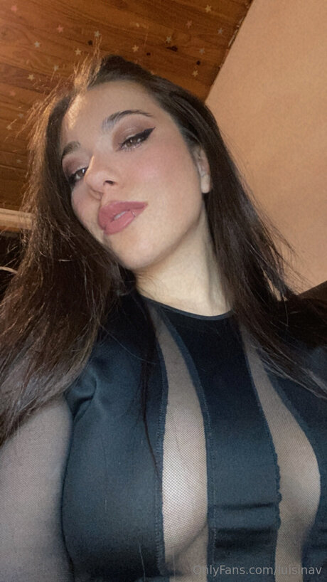 Luisinav ポルノ女優 写真