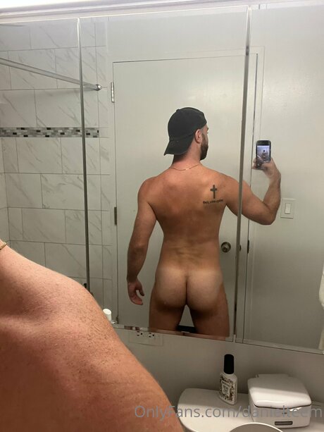 Danielteem スター xxx 画像